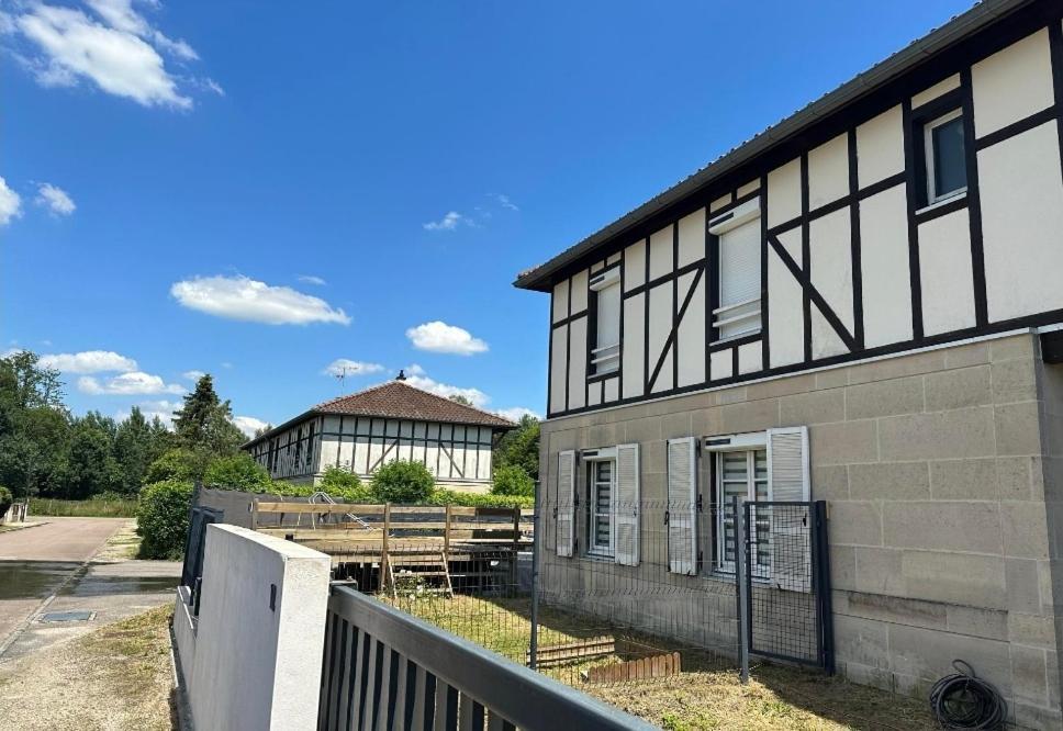 Charmante Maison Comme Chez Soi Saint-Amand-sur-Fion Екстериор снимка